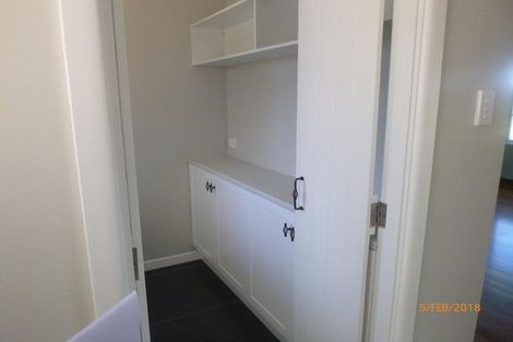 Photo of property in 23 Dysart Lane, Kumeu, 0891