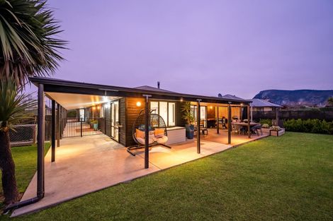 Photo of property in 18 Ash Avenue, Albert Town, Wanaka, 9305