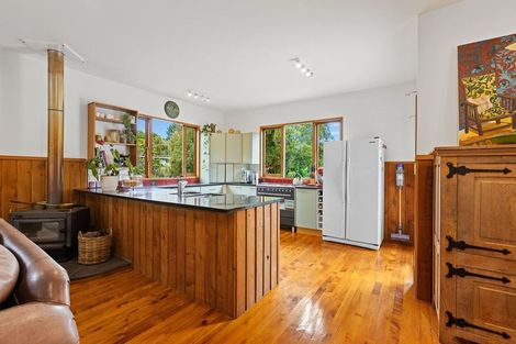 Photo of property in 37 Govan Wilson Road, Whangaripo, Warkworth, 0985