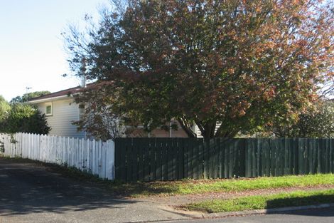 Photo of property in 32 Heybridge Street, Manurewa, Auckland, 2102