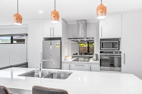 Photo of property in 6 Pattullo Crescent, Wallaceville, Upper Hutt, 5018