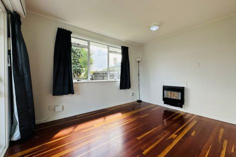 Photo of property in 15 Cardrona Place, Favona, Auckland, 2024