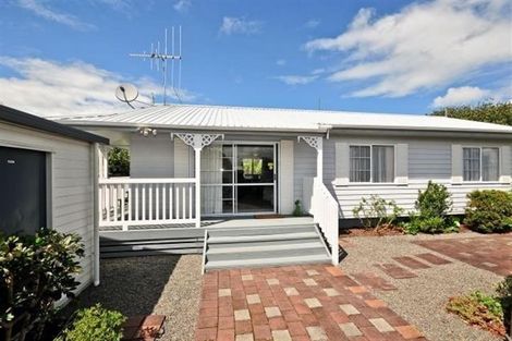 Photo of property in 34 Oxford Street, Fairfield, Hamilton, 3214