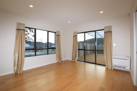 Photo of property in 14 Pohue Avenue, Huapai, Kumeu, 0810