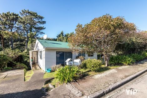 Photo of property in 16b Glen Alton Avenue, Paparangi, Wellington, 6037