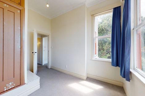 Photo of property in 88 Kelburn Parade, Kelburn, Wellington, 6012