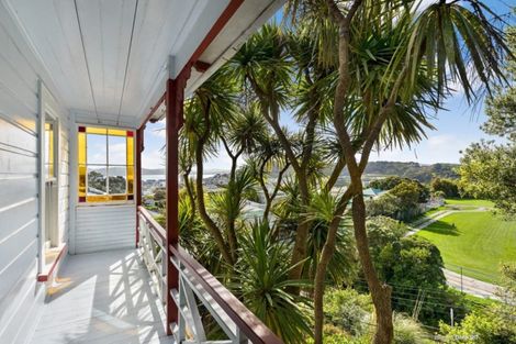 Photo of property in 94 Rolleston Street, Mount Cook, Wellington, 6021