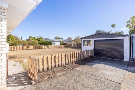 Photo of property in 5 Lovelock Place, Chartwell, Hamilton, 3210