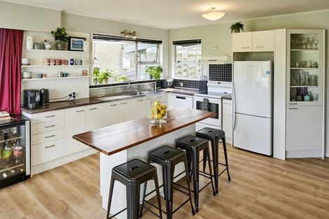 Photo of property in 17 Truro Road, Camborne, Porirua, 5026