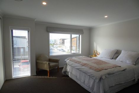 Photo of property in 27 Onekiritea Road, Hobsonville, Auckland, 0616