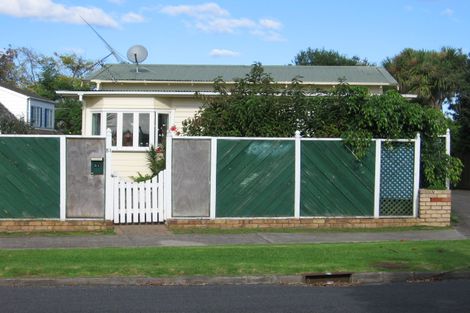 Photo of property in 1/51 Victoria Road, Papatoetoe, Auckland, 2025