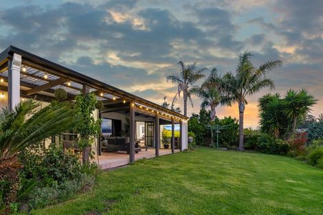 Photo of property in 7 Woodleigh Place, Ohauiti, Tauranga, 3112