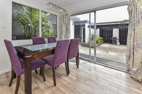 Photo of property in 4 Hanover Place, Pahurehure, Papakura, 2113