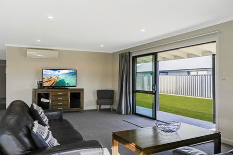 Photo of property in 1 Cirrus Place, Omarama, 9412