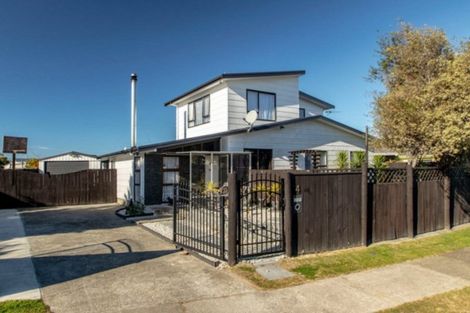 Photo of property in 4 Clement Place, Greenmeadows, Napier, 4112