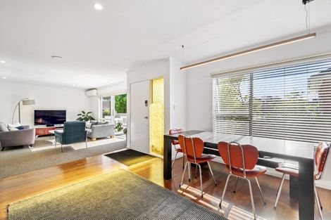 Photo of property in 2/193 Lake Road, Belmont, Auckland, 0622