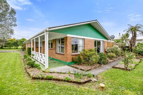 Photo of property in 2 Beverley Crescent, Maungatapere, Whangarei, 0179