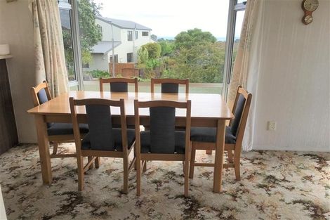 Photo of property in 5a Te Mara Place, Merrilands, New Plymouth, 4312