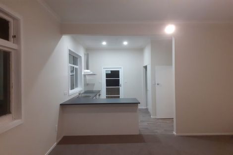 Photo of property in 7 Sinclair Grove, Naenae, Lower Hutt, 5011