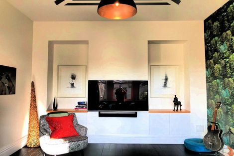 Photo of property in 15 Park Street, Thorndon, Wellington, 6011