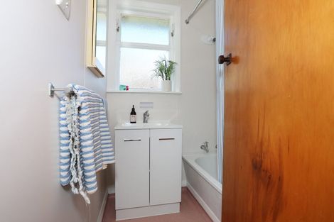 Photo of property in 16 Kittyhawk Row, Bulls, 4818