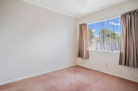 Photo of property in 87a Edmonton Road, Henderson, Auckland, 0612