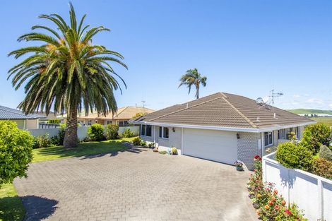 Photo of property in 7 Phoenix Heights, Mount Maunganui, 3116