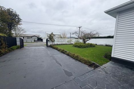 Photo of property in 161 Weston Road, St Albans, Christchurch, 8052