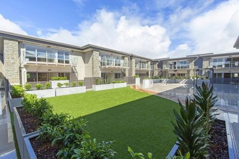 Photo of property in 302/252 Centreway Road, Orewa, 0931