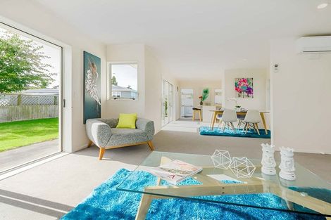 Photo of property in 4a Ngahina Street, Paraparaumu, 5032