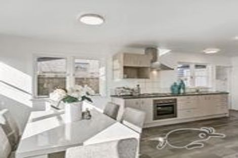 Photo of property in 53a Sylvan Crescent, Te Atatu South, Auckland, 0610