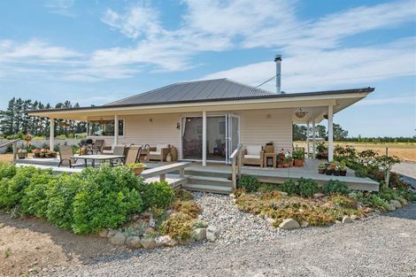 Photo of property in 319 Innes Road, Glasnevin, Amberley, 7482