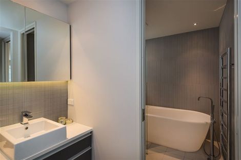 Photo of property in 6 Challenger Lane, Redcliffs, Christchurch, 8081