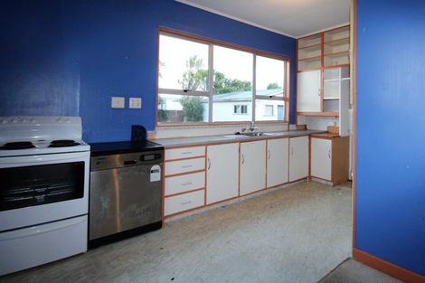 Photo of property in 7 Waterloo Street, Dannevirke, 4930