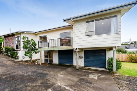 Photo of property in 9 Bronte Place, Whalers Gate, New Plymouth, 4310