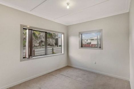 Photo of property in 73a Weymouth Road, Manurewa, Auckland, 2102