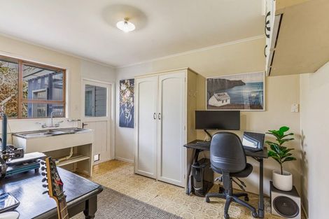 Photo of property in 40 Waikoukou Valley Road, Waimauku, 0812