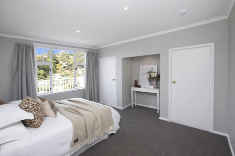 Photo of property in 18 Valley Road, Cashmere, Christchurch, 8022