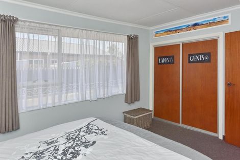 Photo of property in 12 Rutherford Street, Woolston, Christchurch, 8023