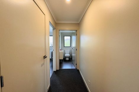 Photo of property in 8 Gibraltar Way, Fitzherbert, Palmerston North, 4410