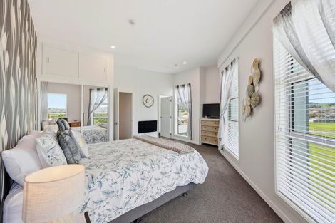 Photo of property in 15/63 Kestev Drive, Flat Bush, Auckland, 2016
