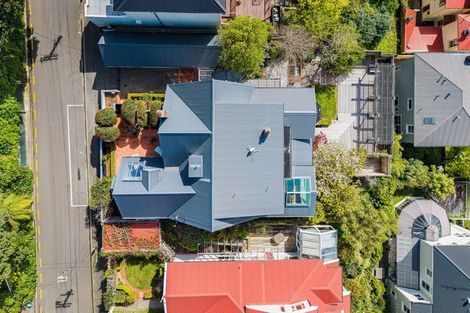 Photo of property in 13 Talavera Terrace, Kelburn, Wellington, 6012