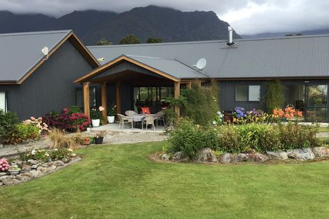 Photo of property in 2 Williams Drive, Fox Glacier, 7886