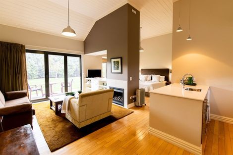 Photo of property in 52 New York Street, Martinborough, 5711