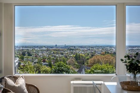 Photo of property in 1 Overdale Drive, Cashmere, Christchurch, 8022