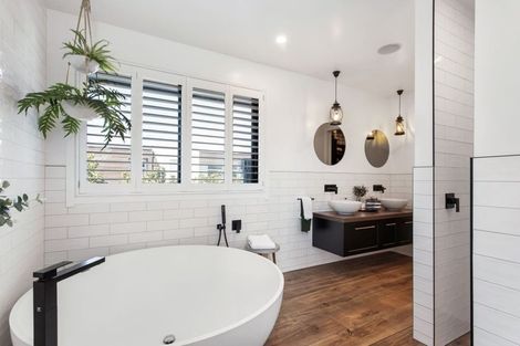 Photo of property in 16 Fendalton Road, Fendalton, Christchurch, 8014