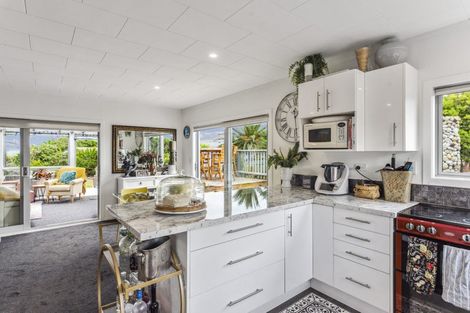 Photo of property in 8 Norna Grove, Waikawa Beach, Levin, 5573