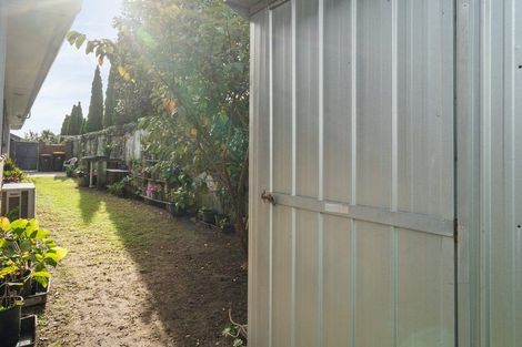Photo of property in 33 Carrington Drive, Papamoa Beach, Papamoa, 3118
