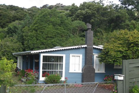 Photo of property in 15 Percy Street, Akaroa, 7520