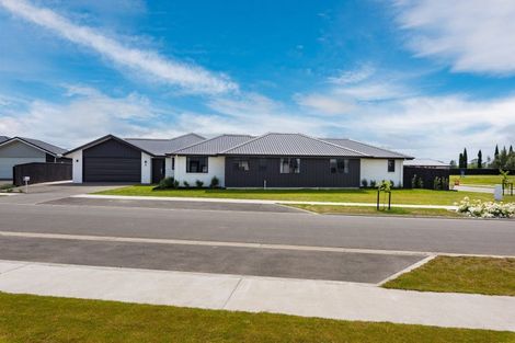 Photo of property in 2 Rembrandt Drive, Springlands, Blenheim, 7201